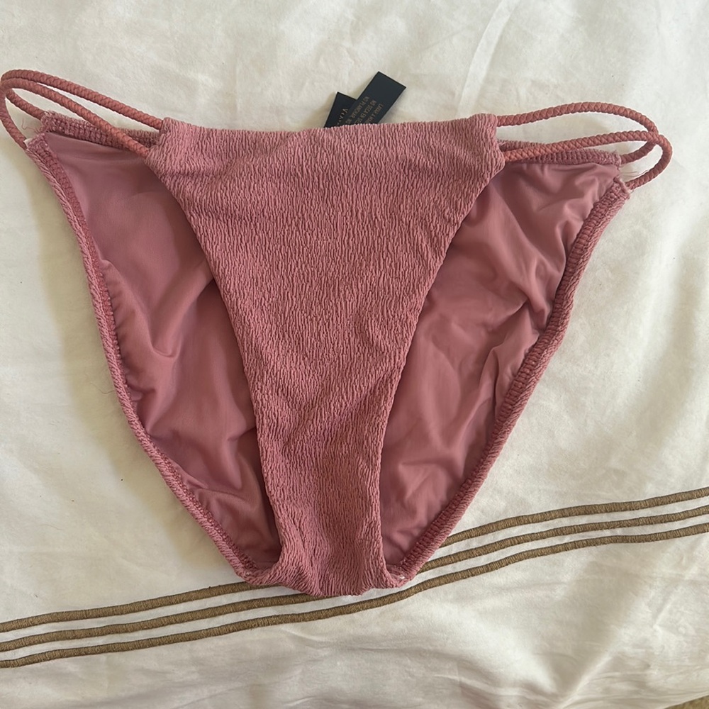 Vix Paula Hermanny bikini bottom